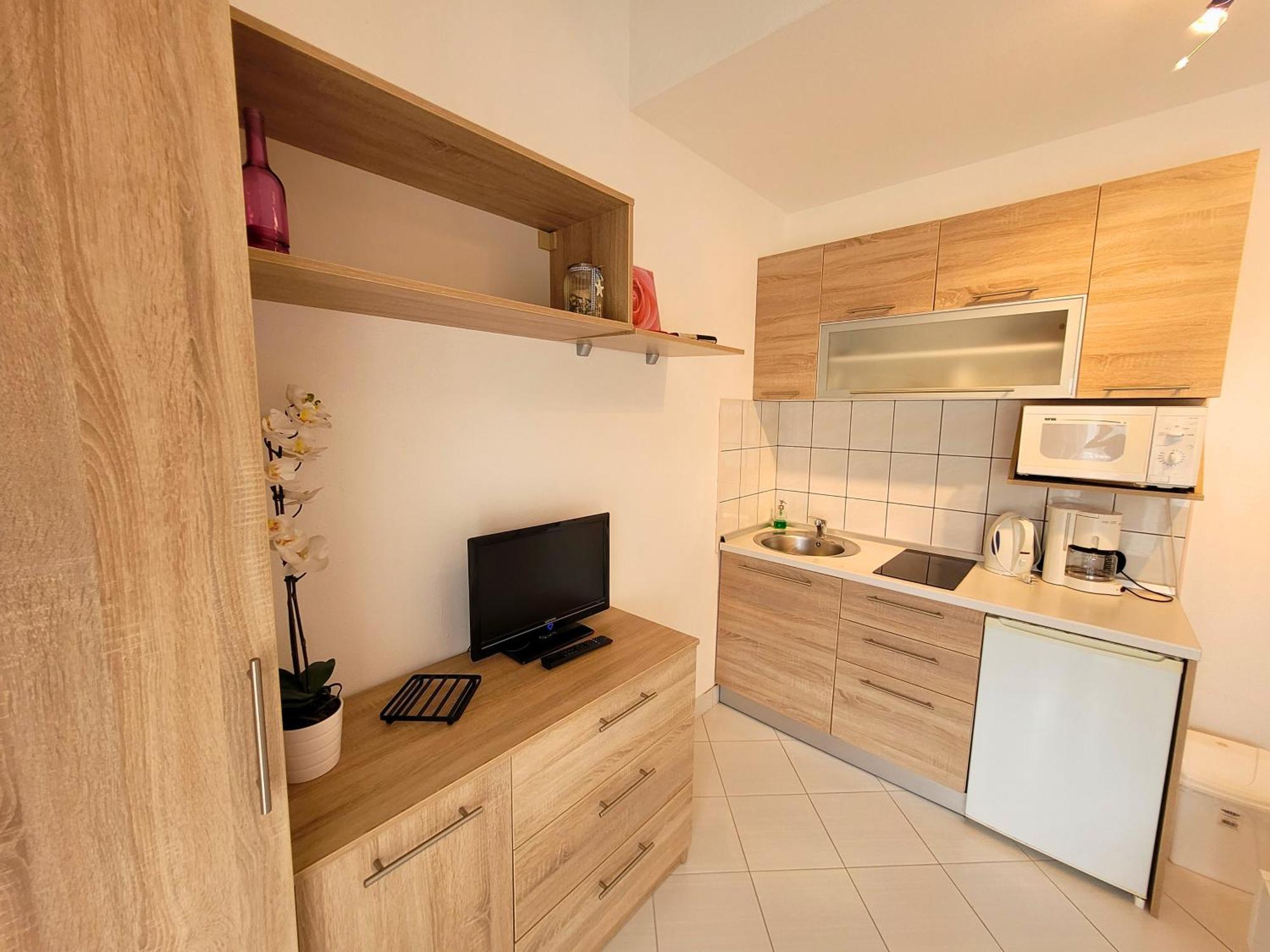 Apartment Jelena Vir Exterior photo